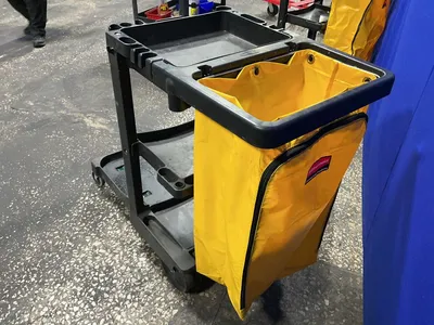 Used RUBBERMAID _UNKNOWN_ Miscellaneous MRO Ohio US | HGR 24 #1261137
