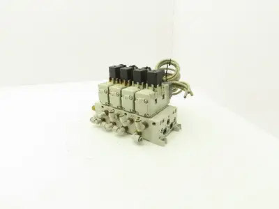SMC VQ7-6-FG-S-3Z  4-Station Pneumatic Solenoid Valve Manifold 24VDC 3/8" Ports