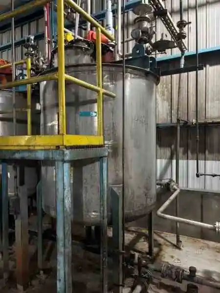 stainless steel tank - 770 gal