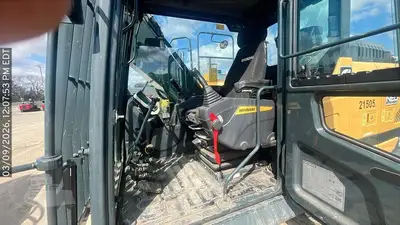 Used 2023 HYUNDAI HX210AL Crawler Excavators North Carolina US | National Equipment Dealers #1422286