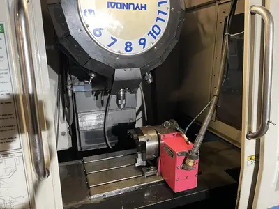 USED HYUNDAI SPT-V30T X: 500 - Y: 300 - Z: 300 MM CNC
