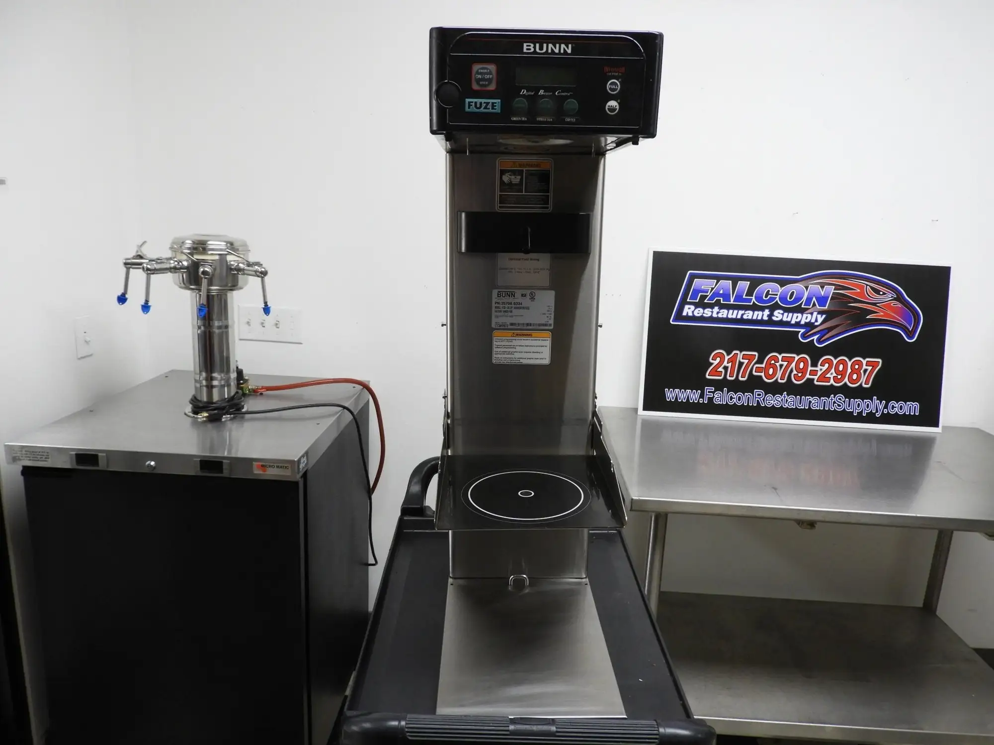 Used Bunn Used Bunn 35700.0034 Digital Tea Brewer 29 With Tray Brewing Equipment Illinois US | Falcon Restaurant Supply #1376539