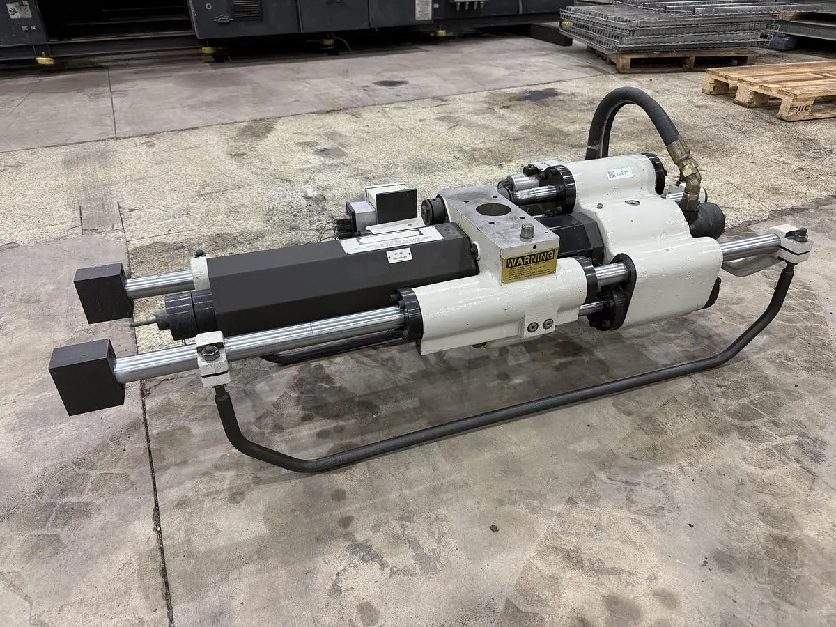 USED CINCINNATI MILACRON VSX55-2.27 INJECTION UNIT