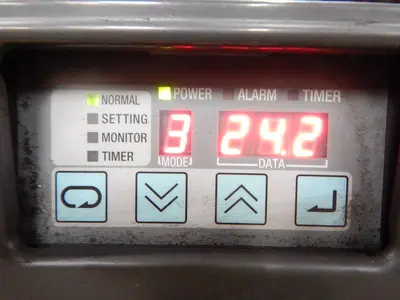 Used DAIKIN INDUSTRIES AKZ328-X Chillers Texas US | Aucto #1307311