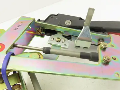 Allen Bradley 6608C44 Circuit Breaker Disconnect Handle Mechanism 36" Cable
