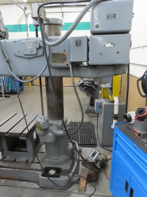 Used CINCINNATI BICKFORD 4' X 9" COLUMN Radial Drills Minnesota US | Machinesused.com #1507220