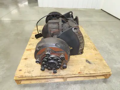 Yale ERC080HDN36SE092EE Forklift Dual-Wheel Front Drive Axle 6 Lug Assembly