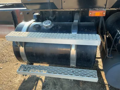 Used 2006 MACK CV700 Conventional trucks Michigan US | Miedema Asset Management Group #1335816