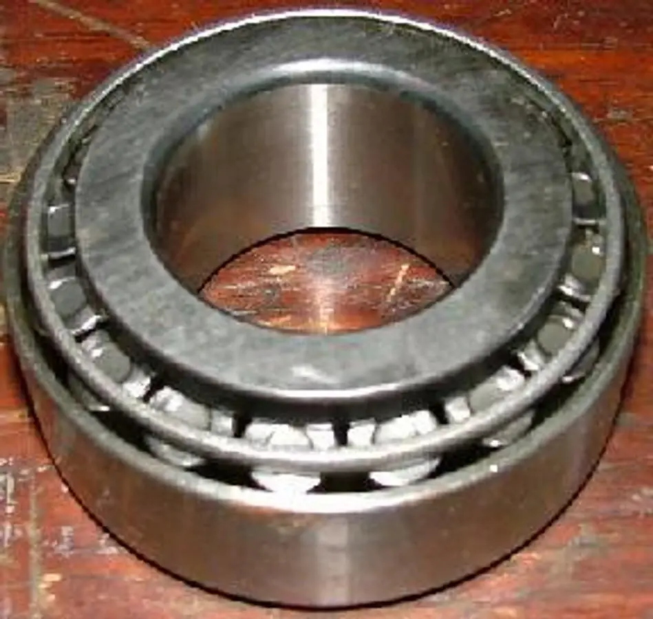 QTY. 2. GULF BEARING 33208 Y.B...