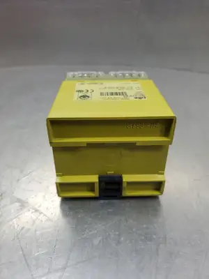 USED Pilz PNOZ 1 24VDC 3S10 Safety Relay, 230/400VAC Max, 24VDC