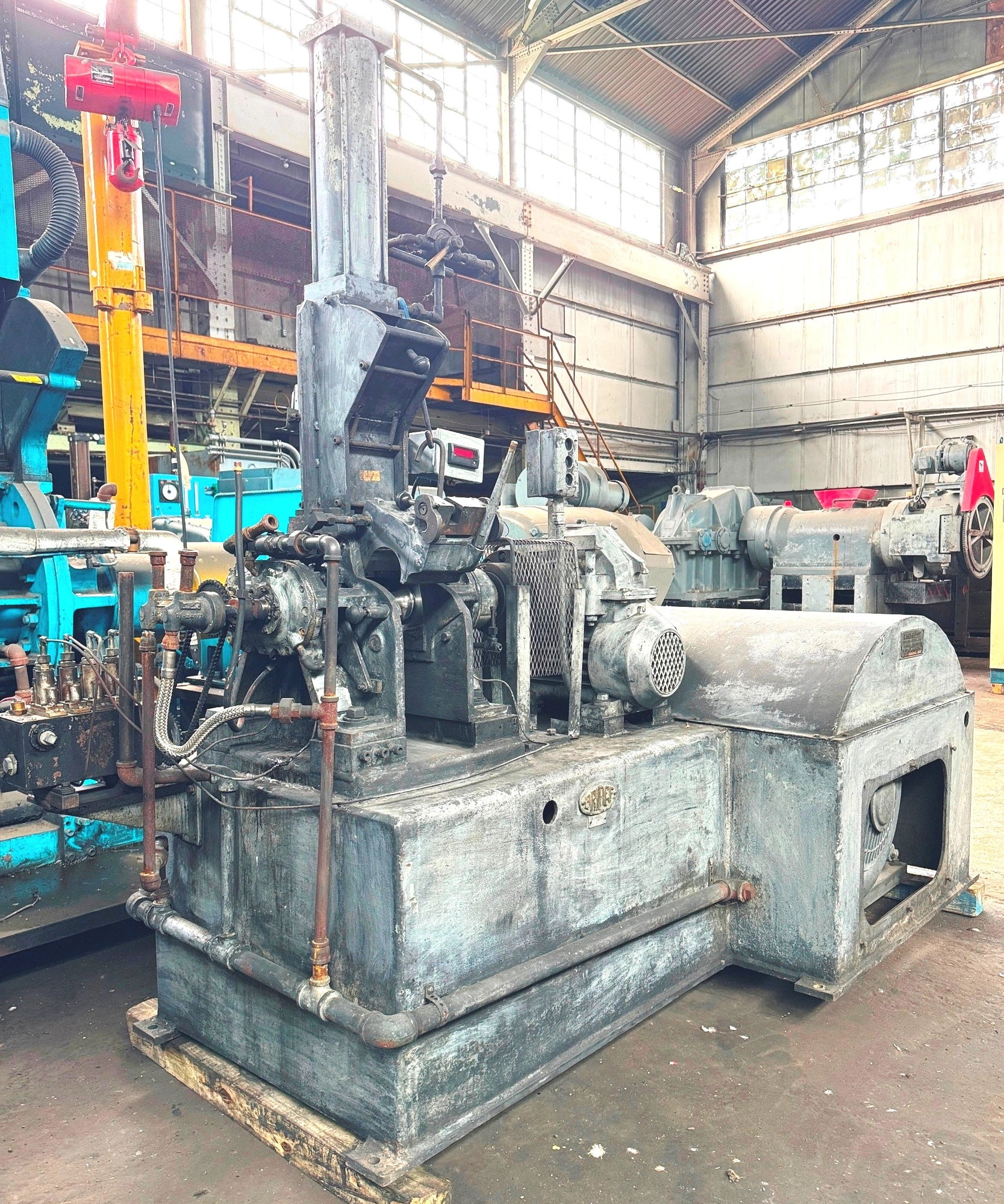 1.5 Lt. Farrel Bridge Banbury® Mixer, Item # 1962