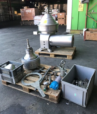 Frau CA 40-T self-cleaning warm milk separator, 316SS.