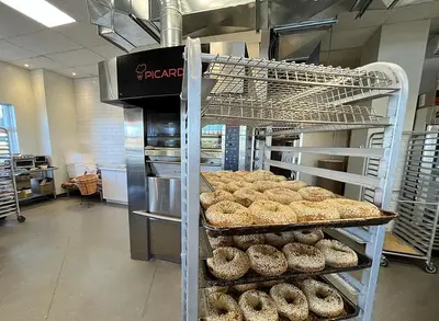 PICARD REVOLUTION Revolving Tray Ovens | Harvest Equipment and Fabrication Inc (4)