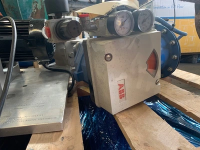 Neles Jamesbury 4"-150  V-Ball Valve with Pneumatic Actuator , Unused