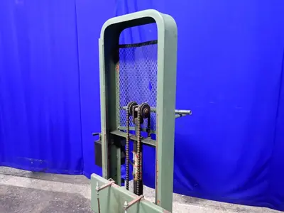 USED ENGINEERING COMPANY INC. M8521500