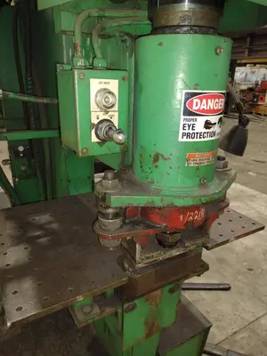 105 TON HILL ACME MODEL #6A HYDRAULIC IRONWORKER W/ CLAMPING: STOCK #22832