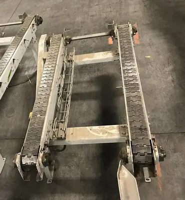 25 INCH WIDE x 55 INCH LONG FLAT CHAIN CONVEYOR