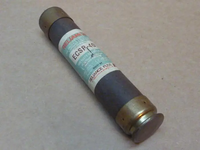 Used RELIANCE ELECTRIC ECSR-40A Fuses Michigan US | Ideal Machinery #704427