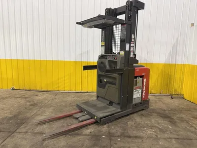3000 LB Raymond MODEL #550-OP30TT Triple Master Electric Order Picker 2018 4347 HRS: YOBRO #25405