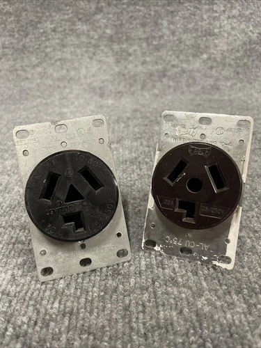 Used Leviton ["N/A", "5207"] Misc Electrical & Power Parts | Davliegogo LLC #1709029