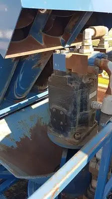 USED 1997 PEERLESS BAKER HUGHES HYDRA FRAC BLENDER TRAILER