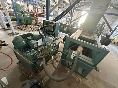USED MAREN ENGINEERING 72OE-7-X-25R AUTO-TIE BALER