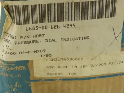 Helicoid 430L HD57 4.5" Dial Pressure Gauge 0-6000 PSI 1/4"NPT Panel Mount