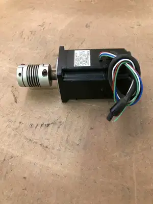 Yaskawa SGM-02A314 AC Servo Motor 200W 200V 2A 3000RPM