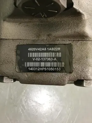 USED VICKERS 4520V42A5