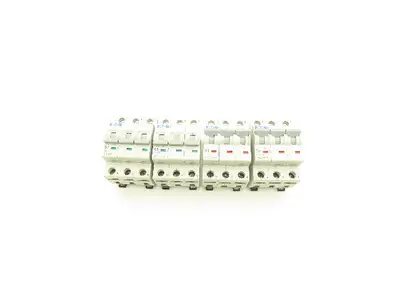 Cutler Hammer WMZS3D03 3-Pole 3A Circuit Breaker Lot of 4