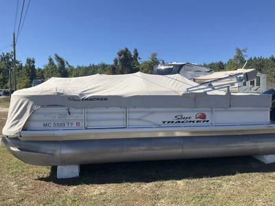 Used 2016 SUNTRACKER PARTY BARGE 22 DLX Boats (Misc) Michigan US | Miedema Asset Management Group #1474490