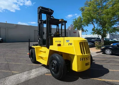USED 2000 HYSTER H210XL