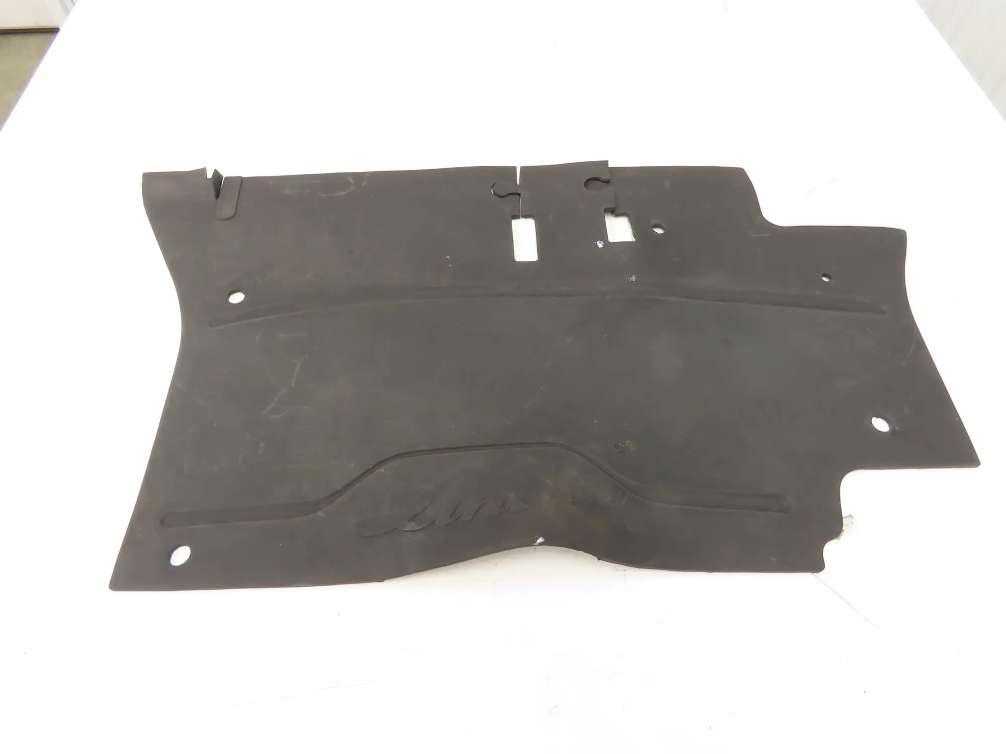 Linde Forklift Rubber Floor Mat Removed From E20C