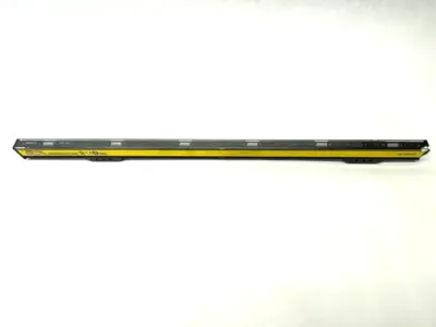 Used KEYENCE Safety Light Curtain Transmitter Slim Type 24 Beam Axes Light Curtains & Grids Michigan US | Maverick Industrial Sales #1392718