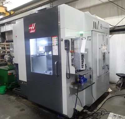 HAAS UMC-750 Universal Machining Centers | Lion Machinery (1)