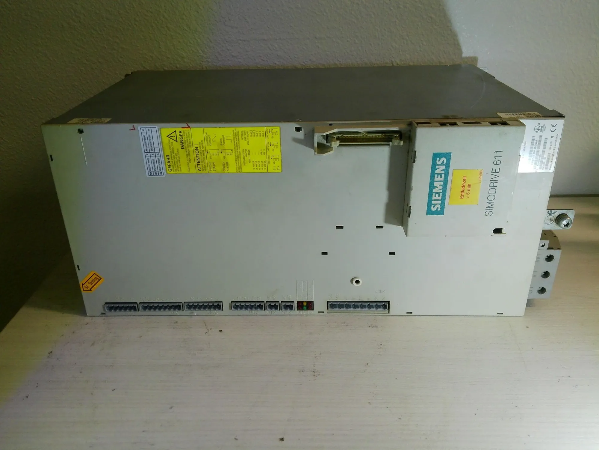 USED SIEMENS 6SN1145-1BA02-0CA1