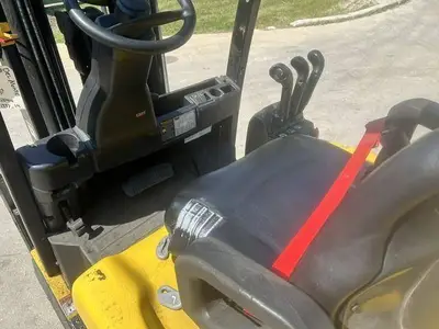 Used 2018 YALE ERC060VG 4-Wheel Sit down Electric Counterbalance Forklifts Illinois US | Somerset Equipment Sales #1542829