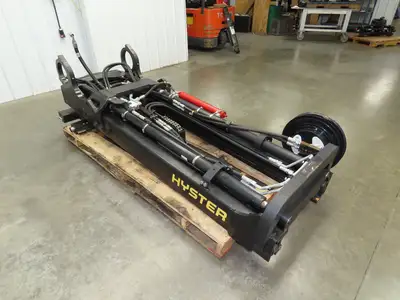 Hyster E80XN Forklift Mast Class IV 2 Stage 4 Lever 144.7" Lift 7000lb