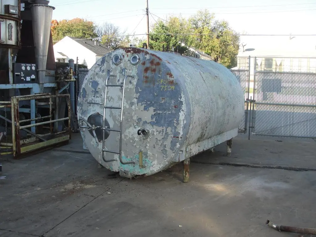 SPC7509  Tank 2800 gallon horizontal tank, Stainless Steel Contact Parts