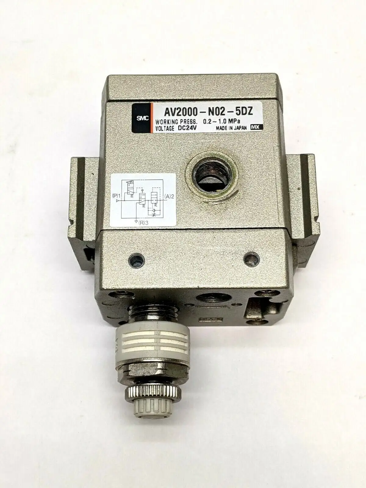 AV2000-N02-5DZ | SMC  Soft Start Valve NO COIL - Used
