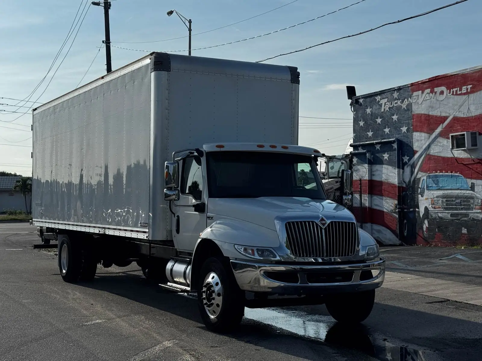 Used 2020 INTERNATIONAL MV607 Box trucks Florida US | Truck and Van Outlet #1509202