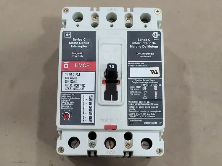 New | in-Stock CUTLER-HAMMER HMCP070M2C Switchgears British Columbia CA | Lenmark #240733