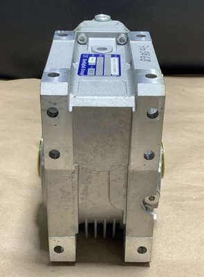 NEW Bonfiglioli WR63U240P63B5V5