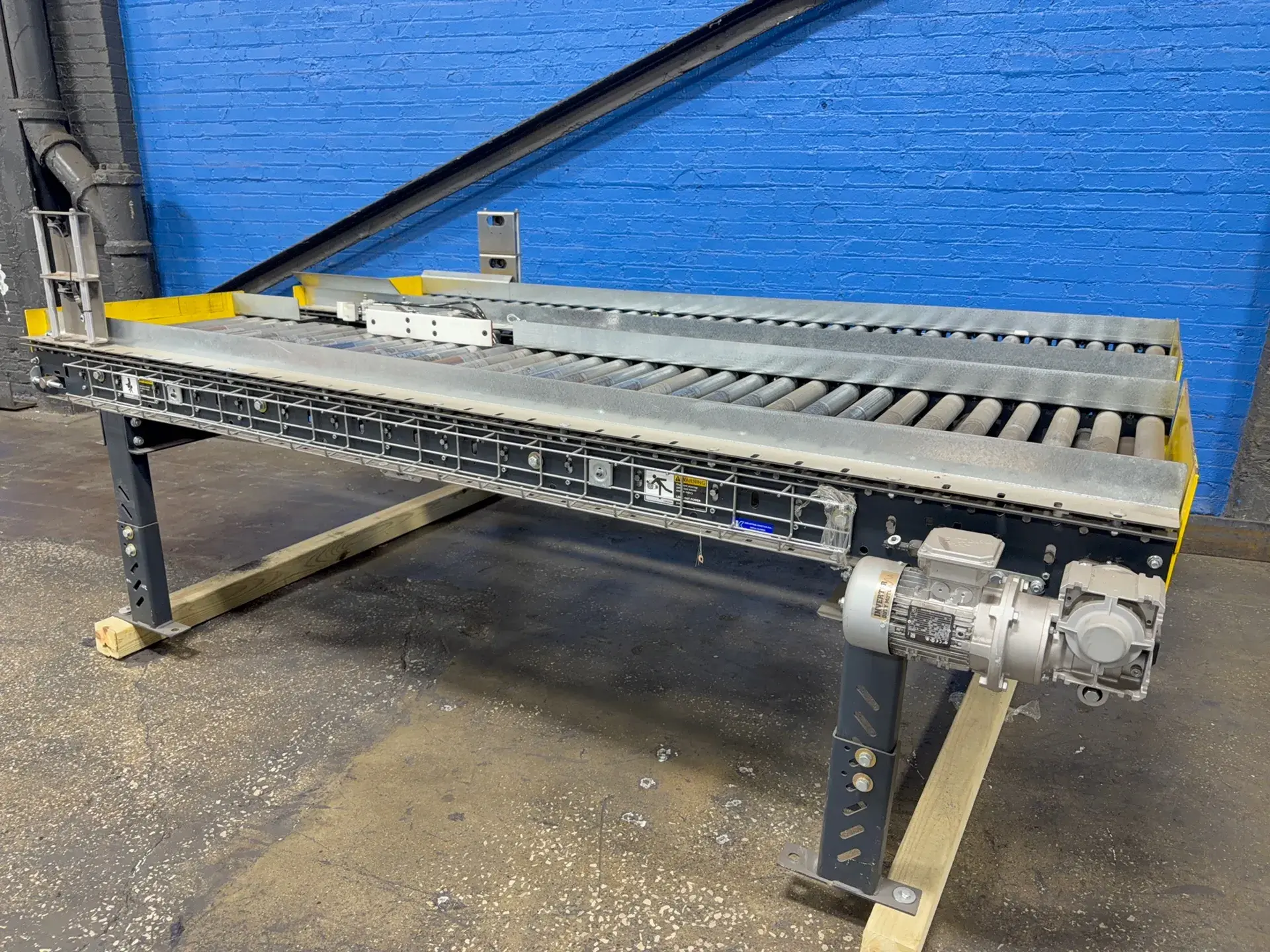 Industrial Kinetics (2) 24" X 108" X 30" Power Roller Conveyor