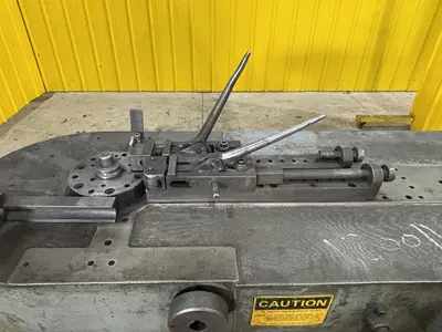 1-1/4" DIACRO MODEL #6 HYDRAULIC POWER PIPE & BAR BENDER: STOCK #23184