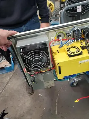 USED 2009 FANUC LR MATE 200IC