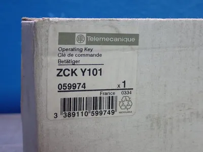 New | in-Stock 2003 TELEMECANIQUE ZCK Y101 Miscellaneous MRO | HGR 24 #751043