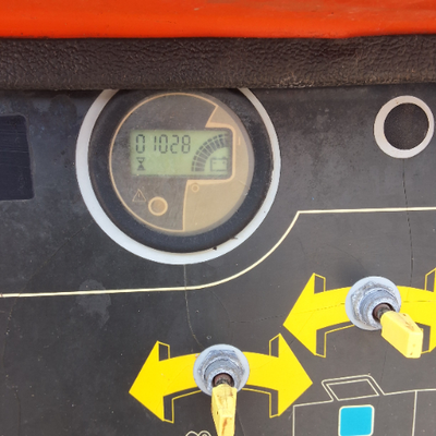 USED 2012 JLG E300AJP