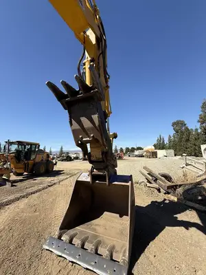 Used 2022 KOMATSU PC360LC-10 Crawler Excavators California US | Ben Kaplan Equipment #1446334