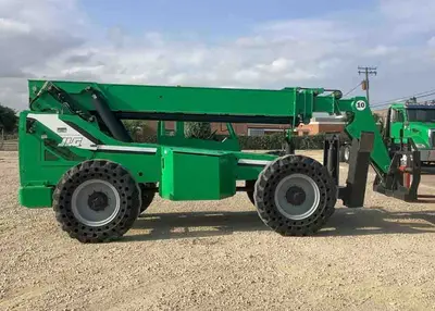 USED 2012 SKYTRAK 10054